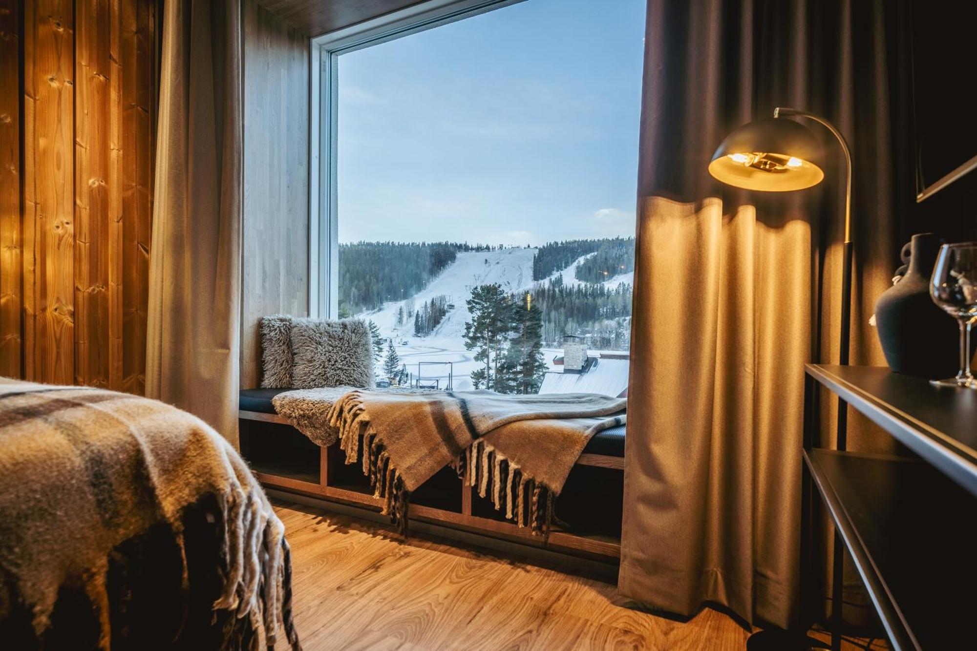 Executive - Kolmen hengen huone